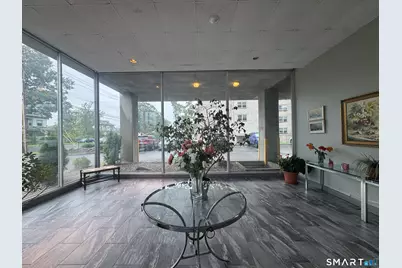 2370 North Avenue #4D, Bridgeport, CT 06604 - Photo 3