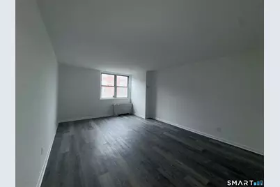 2370 North Avenue #4D, Bridgeport, CT 06604 - Photo 13