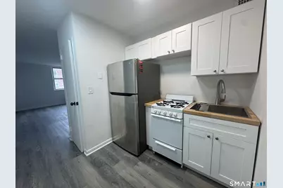 2370 North Avenue #4D, Bridgeport, CT 06604 - Photo 9