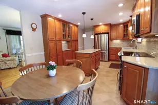 50 Carriage Dr Ext, Clinton, CT 06413 - Photo 3