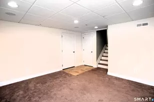 27 Warrington Round, Danbury, CT 06810 - Photo 19