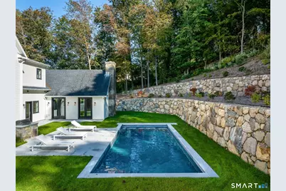 460 Middlesex Road, Darien, CT 06820 - Photo 3