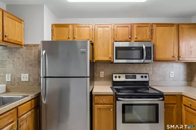 10 Liberty Street #C3, Danbury, CT 06810 - Photo 3