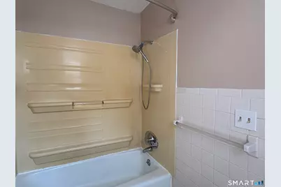 60 Lake Street #2, Middletown, CT 06457 - Photo 9