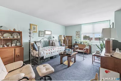 2370 North Avenue #8D, Bridgeport, CT 06604 - Photo 11