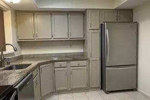 3 Willow Ln, Avon, CT 06001 - Photo 3