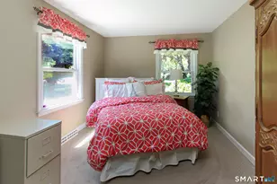 21 Twin Cir Dr, Trumbull, CT 06611 - Photo 17