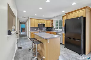 11R Peach Orchard Rd, Prospect, CT 06712 - Photo 7