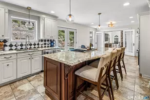 205 Country Club Rd, Waterbury, CT 06708 - Photo 11
