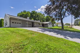 29 Vandall St, Thompson, CT 06255 - Photo 3