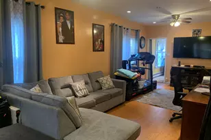 38 Ives St, Waterbury, CT 06704 - Photo 7