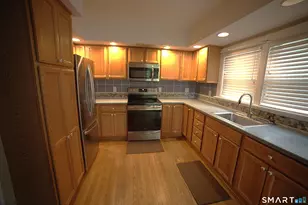 107 S Cherry St, Wallingford, CT 06492 - Photo 7