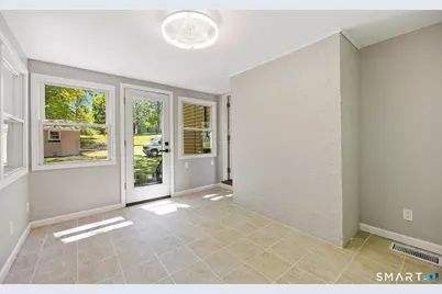 1044 Dunbar Hill Road, Hamden, CT 06514 - Photo 7
