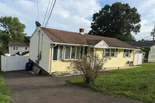12 Tetlow St, West Haven, CT 06516 - Photo 1
