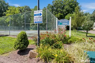 65 Brentwood Dr, Wallingford, CT 06492 - Photo 3
