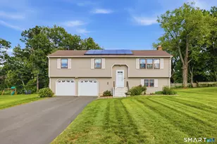 87 Abbey Ln, Windsor, CT 06095 - Photo 3