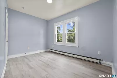 65 Drake Street, Waterbury, CT 06704 - Photo 11