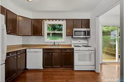 303 Weed Avenue, Stamford, CT 06902 - Photo 19