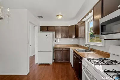 303 Weed Avenue, Stamford, CT 06902 - Photo 17