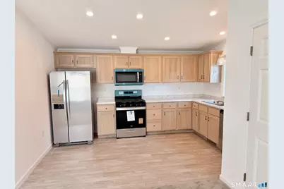 22 Loring Court Court, Wallingford, CT 06492 - Photo 3