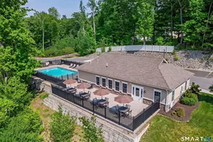 9 Covered Bridge Rd, Newtown, CT 06470 - Photo 23