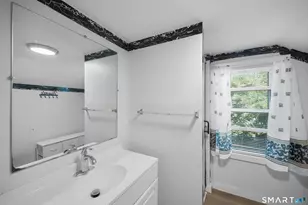 7 N Beacon St, Waterbury, CT 06704 - Photo 19