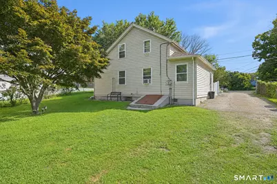 7 North Beacon Street, Waterbury, CT 06704 - Photo 5