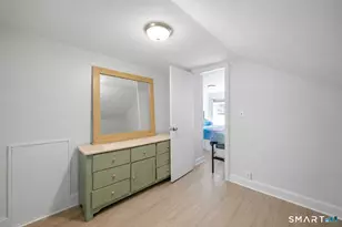 7 N Beacon St, Waterbury, CT 06704 - Photo 15