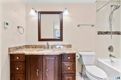27 Amherst Place, Stamford, CT 06902 - Photo 15