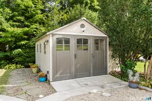 27 Amherst Pl, Stamford, CT 06902 - Photo 35