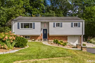 27 Amherst Pl, Stamford, CT 06902 - Photo 1