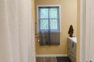 1165 Enfield St, Enfield, CT 06082 - Photo 19