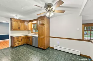 102 Clarendon Terrace, Newington, CT 06111 - Photo 15