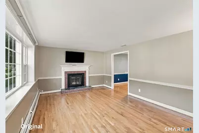 102 Clarendon Terrace, Newington, CT 06111 - Photo 3