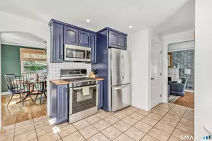 107 Benedict Ave, Fairfield, CT 06825 - Photo 13