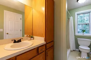 28 Duke Rd, Manchester, CT 06042 - Photo 17