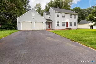 28 Duke Rd, Manchester, CT 06042 - Photo 3