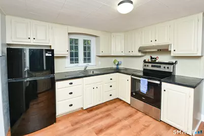 23 Chriswell Drive, Simsbury, CT 06070 - Photo 11