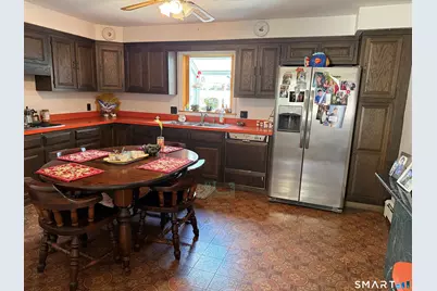 29 Cowan Avenue, Stamford, CT 06906 - Photo 7