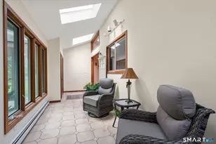 65 Cottage St, Monroe, CT 06468 - Photo 7
