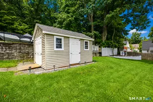 34 Brighton St, Waterbury, CT 06704 - Photo 27