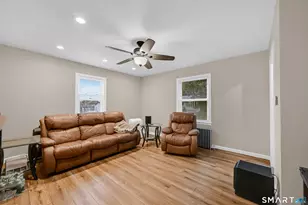 34 Brighton St, Waterbury, CT 06704 - Photo 7