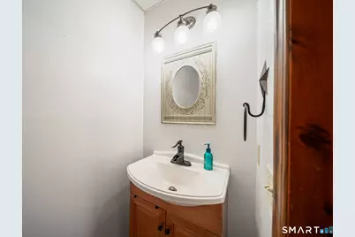 8 Woods Way #8, Woodbury, CT 06798 - Photo 5
