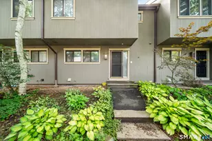8 Woods Way, Woodbury, CT 06798 - Photo 1