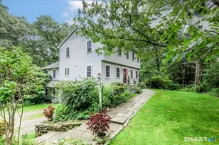 323 Upper Grassy Hill Rd, Woodbury, CT 06798 - Photo 3