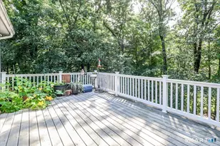 323 Upper Grassy Hill Rd, Woodbury, CT 06798 - Photo 15