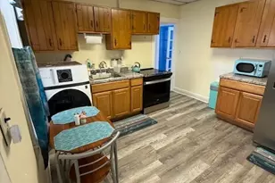 610 Wilmot Ave, Bridgeport, CT 06607 - Photo 23