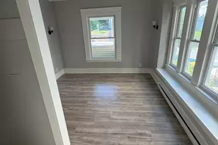 55 Plaza Ave, Waterbury, CT 06710 - Photo 5