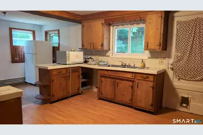 11 Sunset Avenue, Ledyard, CT 06339 - Photo 5