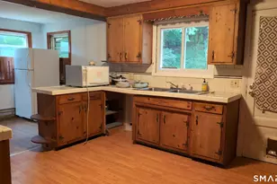 11 Sunset Ave, Ledyard, CT 06339 - Photo 5